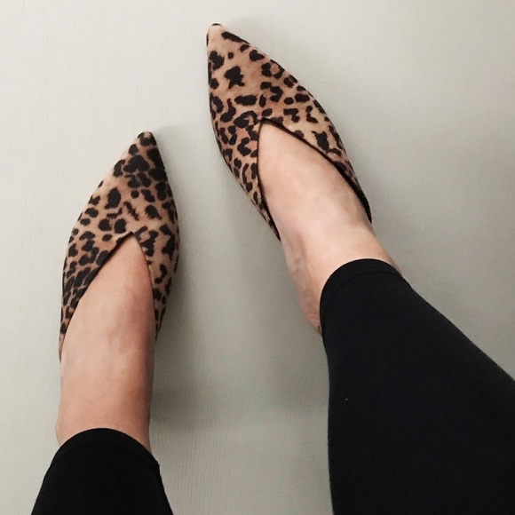 The NEW Boutique Shoes - Leopard V-Front Kitten Heels